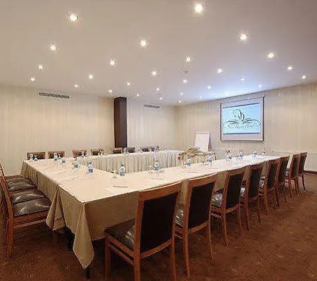 Dragos Restaurant فندق 3*