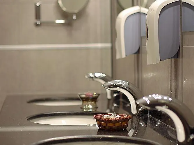 Dragos Restaurant ホテル