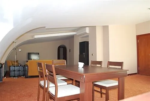 Hotel Dragos Restaurant 3*